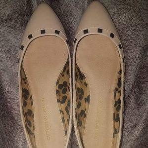 Women's dress shoe
